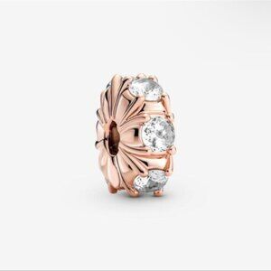 ✅Pandora Long Pronged Sparkling Clip Charm